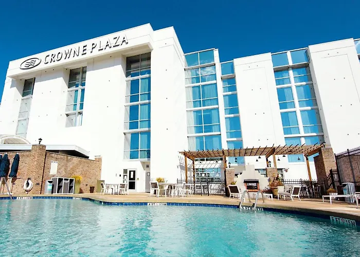 Crowne Plaza Charleston By Ihg