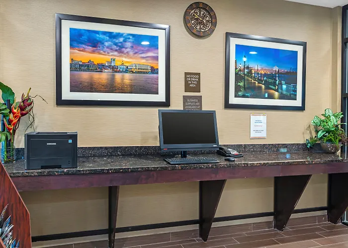 Comfort Suites Savannah Gateway I-95